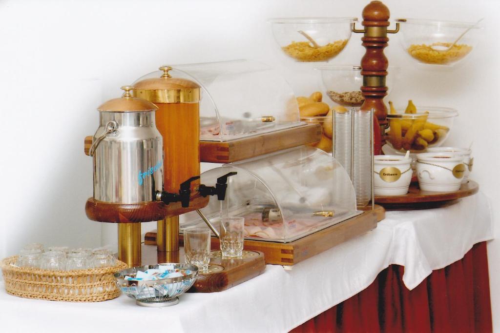 Steinhaus Bed & Breakfast ケストヘイ エクステリア 写真