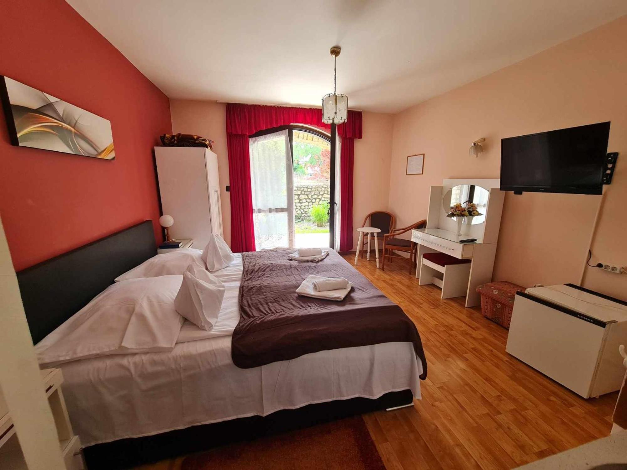 Steinhaus Bed & Breakfast ケストヘイ エクステリア 写真