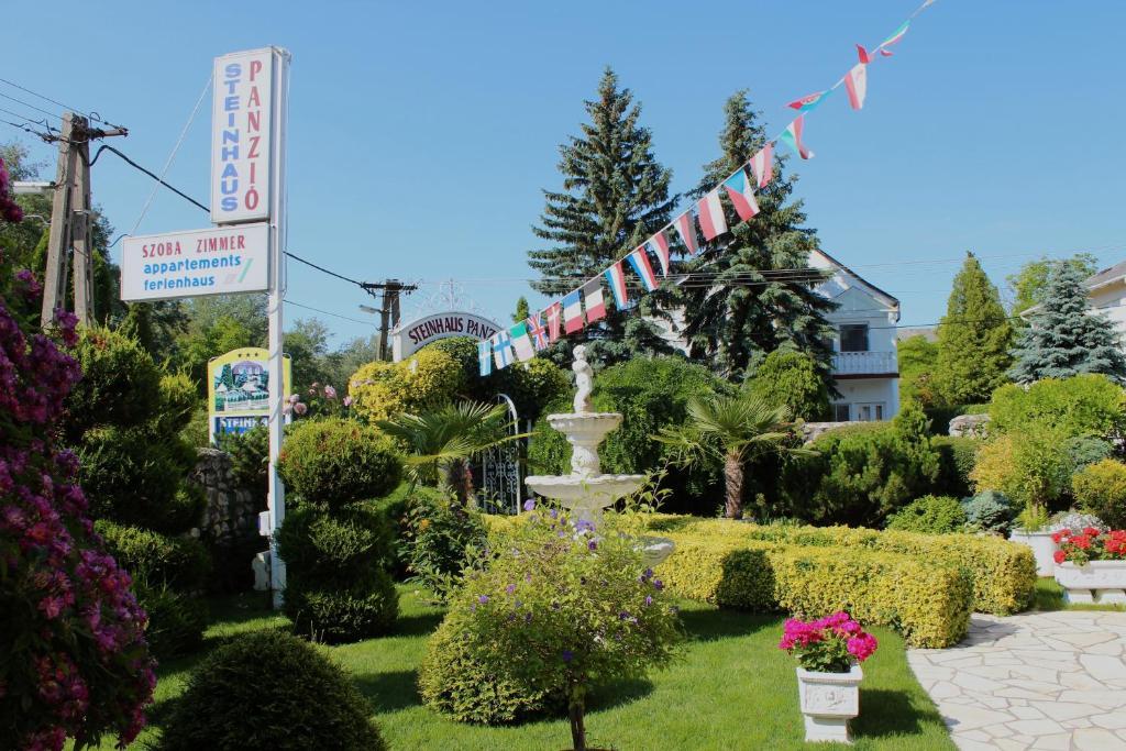 Steinhaus Bed & Breakfast ケストヘイ エクステリア 写真