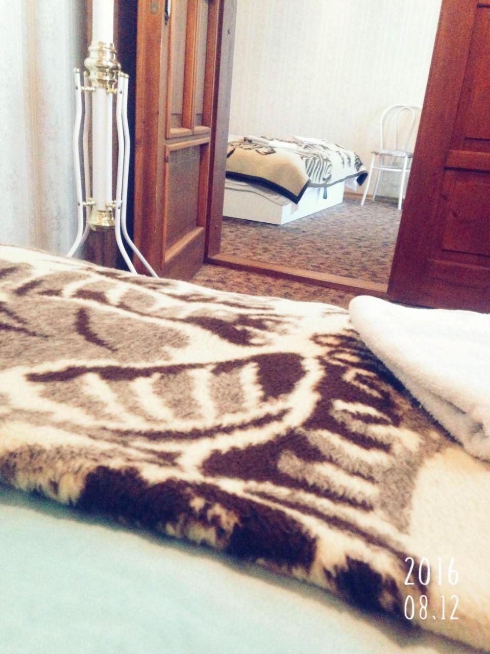 Steinhaus Bed & Breakfast ケストヘイ エクステリア 写真